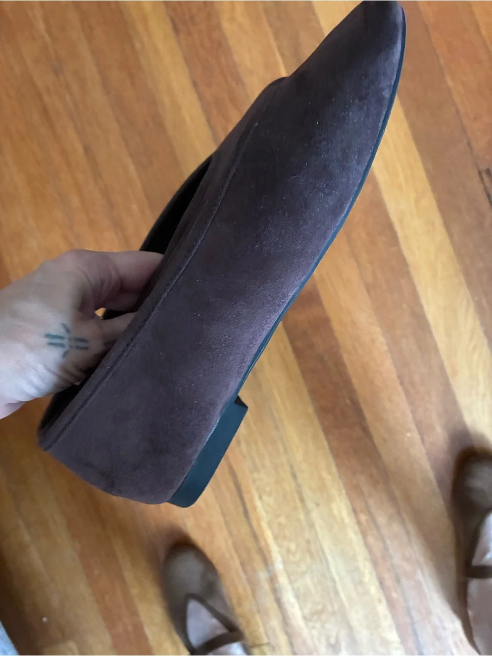 Old Navy Women's Ballet Flats Faux Suede, Brown-marked 6, but can also fit 6.5-7